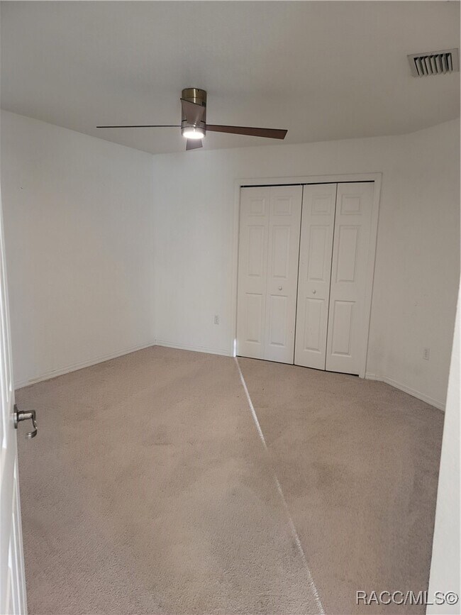 Building Photo - 2122 SW 153rd Loop