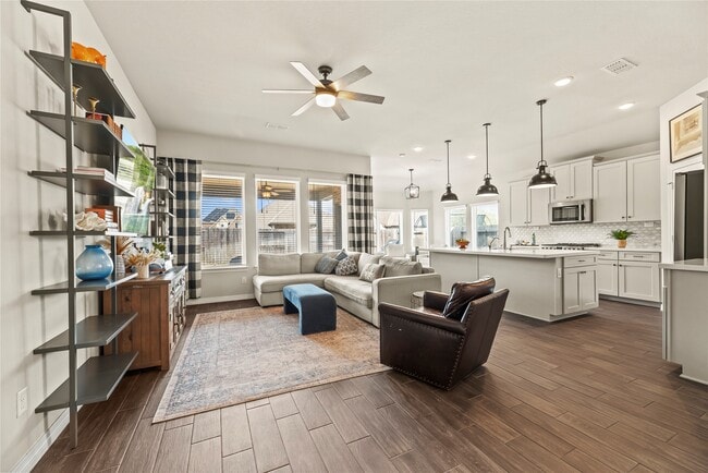 Building Photo - 9019 Stanley Oak Dr