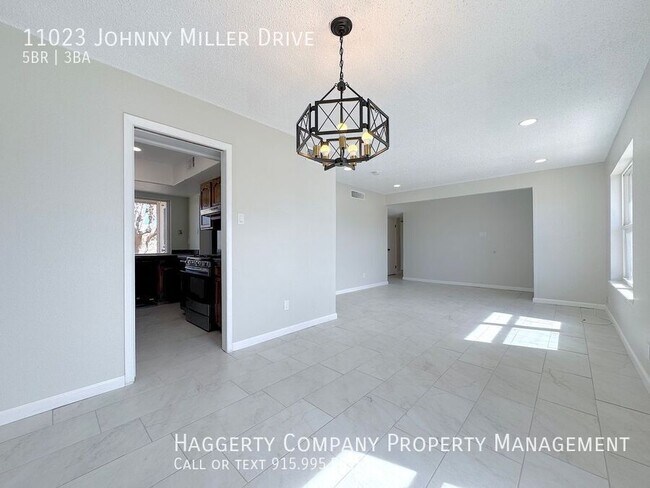 Building Photo - 11023 Johnny Miller Dr