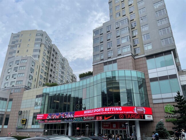 Building Photo - 40-22 College Point Blvd