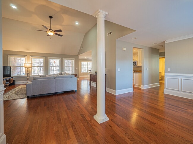 Building Photo - Available Mid-June in popular Carolina Palms!
