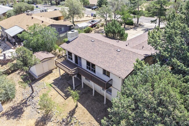Building Photo - 3 Bedroom, 2 Bath Home with Views in Prescott!