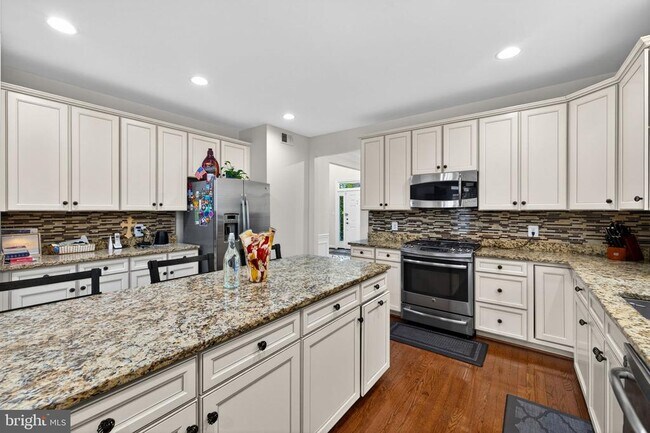 Building Photo - 41676 Blue Grama Cir