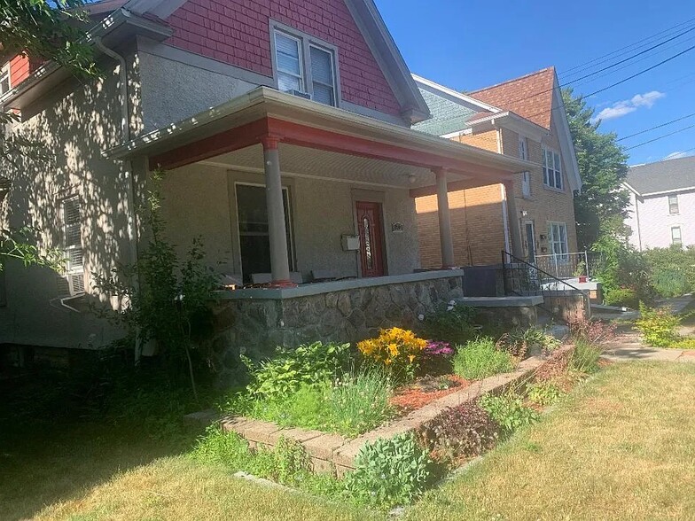 Primary Photo - 910 W Huron St