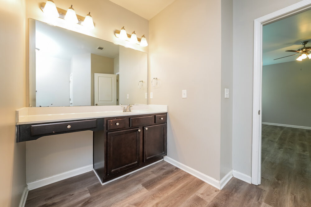 Building Photo - 3517 Mica Cir SE