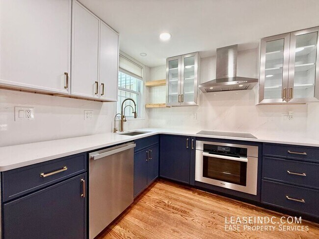 Building Photo - 2333 17th St NW