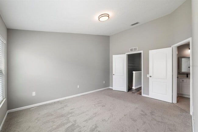 Building Photo - 26532 Castleview Way