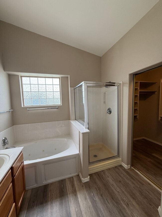 Building Photo - 2526 Tuscan Hills Ln