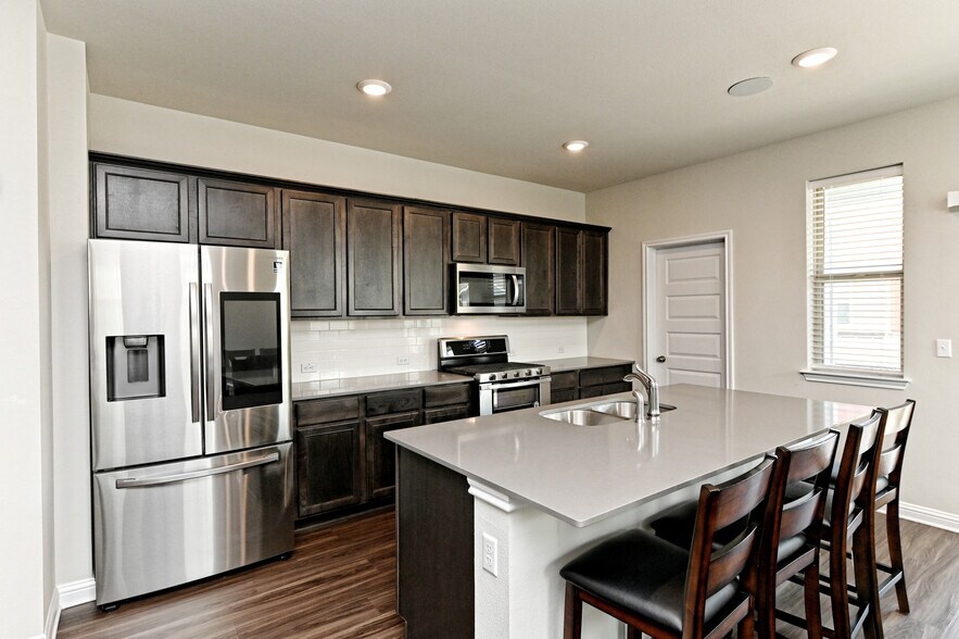 Building Photo - 7803 Norah Dr
