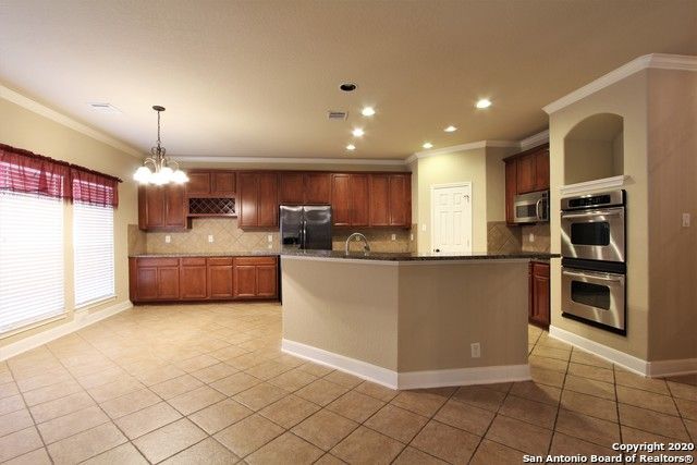 Building Photo - 111 Roan Trace