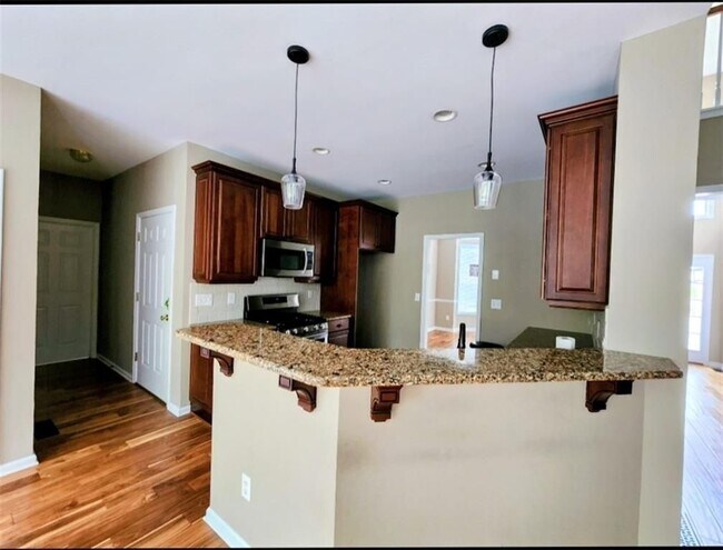 Building Photo - 3305 Goldmist Dr