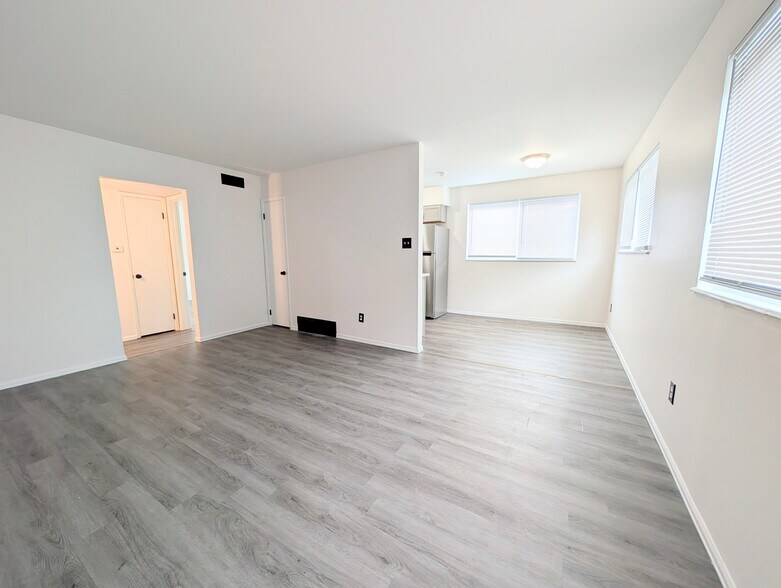 Building Photo - 6722 Colony Acres Dr