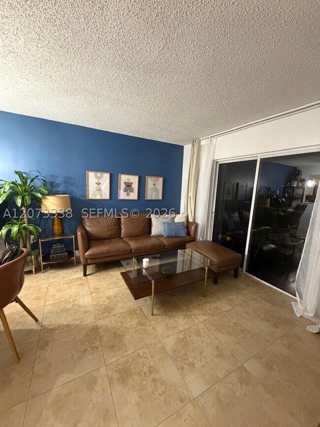 Building Photo - 14930 SW 82nd St