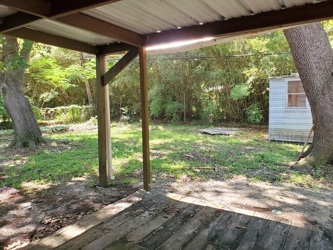 Building Photo - 2307 McKee Dr