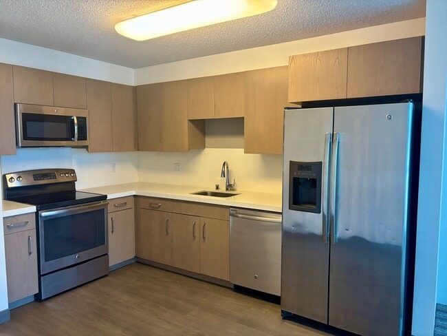 Building Photo - For Rent | 1 Bedroom plus Den, 2 bathroom ...