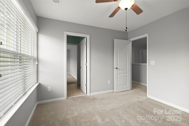 Building Photo - 131 Cherry Bark Dr