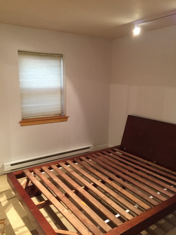 Building Photo - 305 E Sopris Dr
