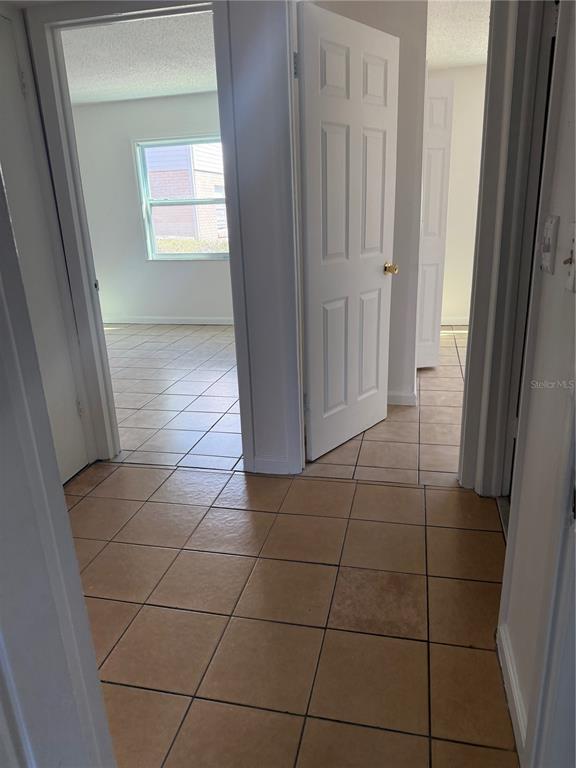 Building Photo - 7210 N Manhattan Ave