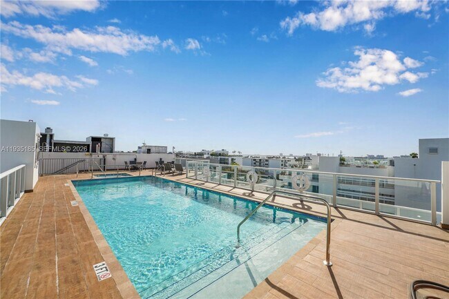 Building Photo - 1150 101st St