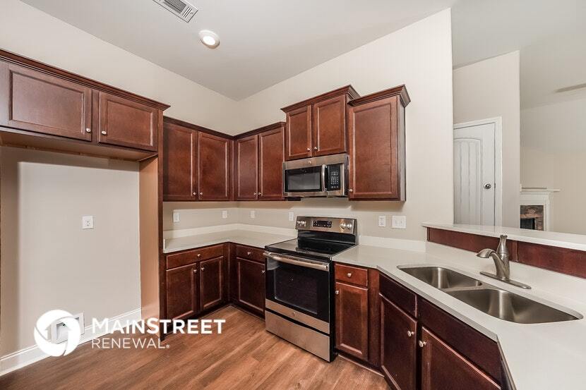 Building Photo - 1020 Brookhaven Dr