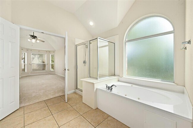 Building Photo - 2509 Salorn Way