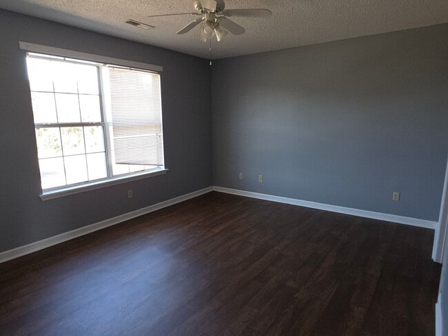 Building Photo - ORANGEBURG