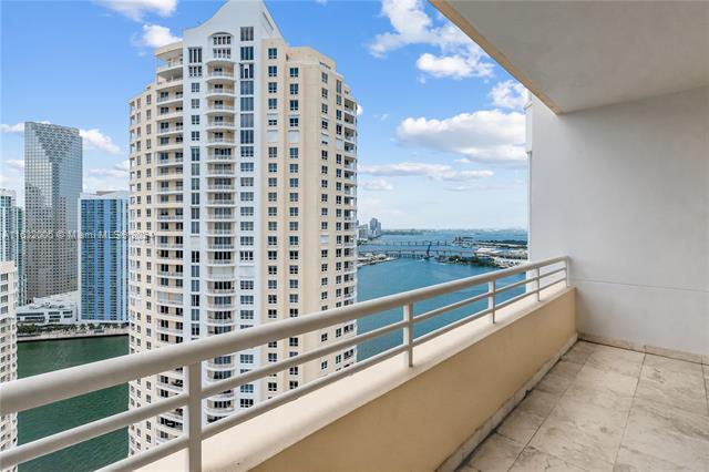 Building Photo - 808 Brickell Key Dr