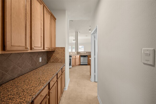 Building Photo - 7007 Sierra Night Dr