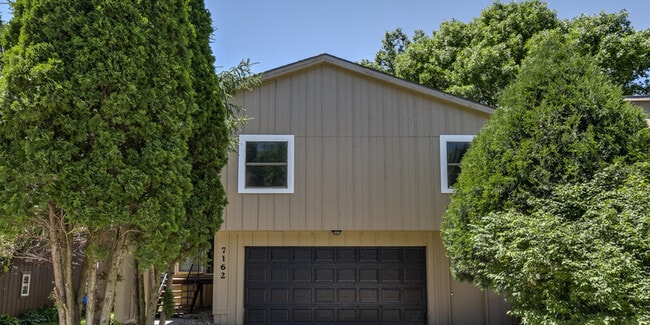 Primary Photo - Glenbrook Homes (Irvington)