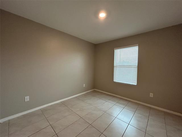 Building Photo - 8428 Fawn Creek Dr