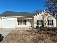 Building Photo - 3840 Goforth Dr