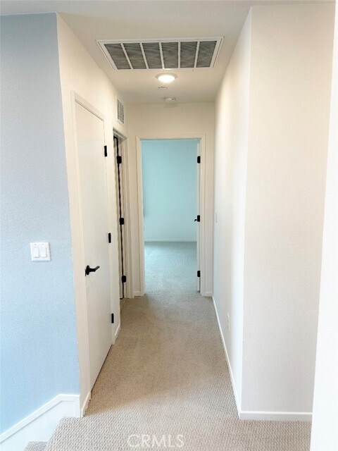 Building Photo - 229 Paddock Ln