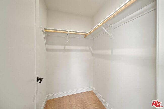 Building Photo - 5622 Babbitt Ave