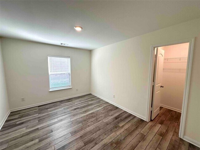 Building Photo - 1114 Treeta Trail