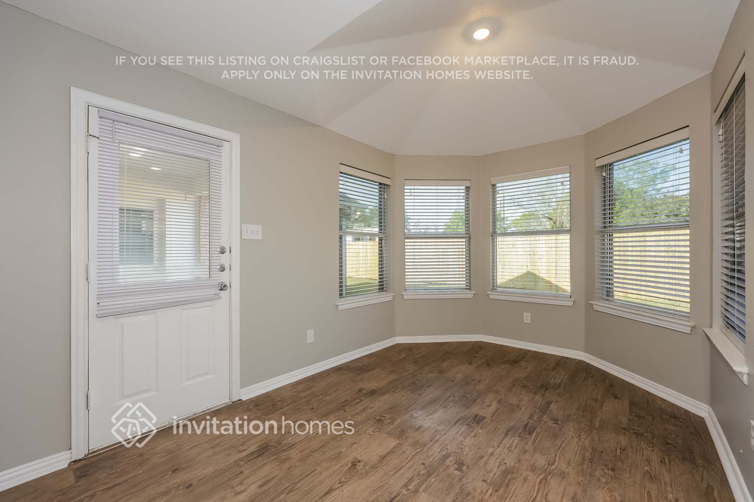 Building Photo - 1503 Coastline Ln