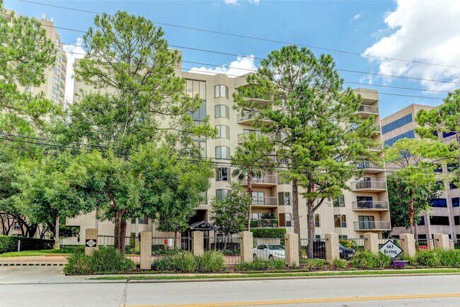 Building Photo - 661 Bering Dr