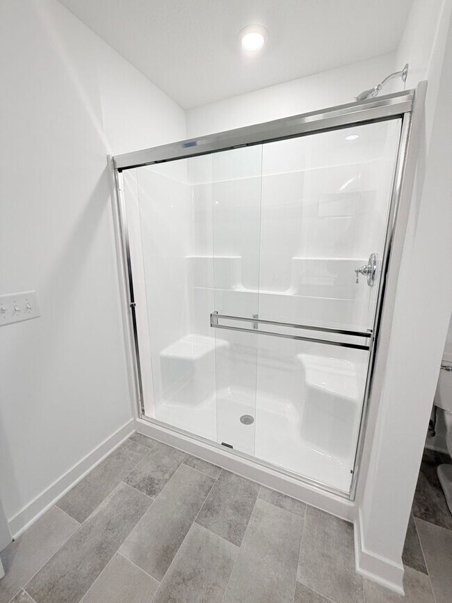 Building Photo - 891 Norfolk Ln