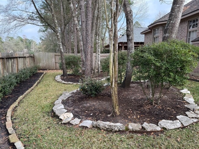 Building Photo - 42 Vista Cove Dr