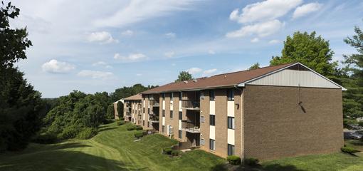 Building Photo - Hickory Hill Apartments