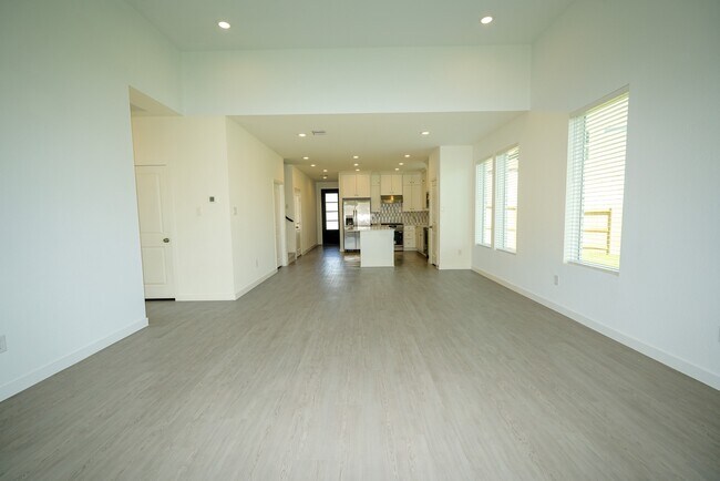 Building Photo - 6403 Periwinkle Blossom Ln