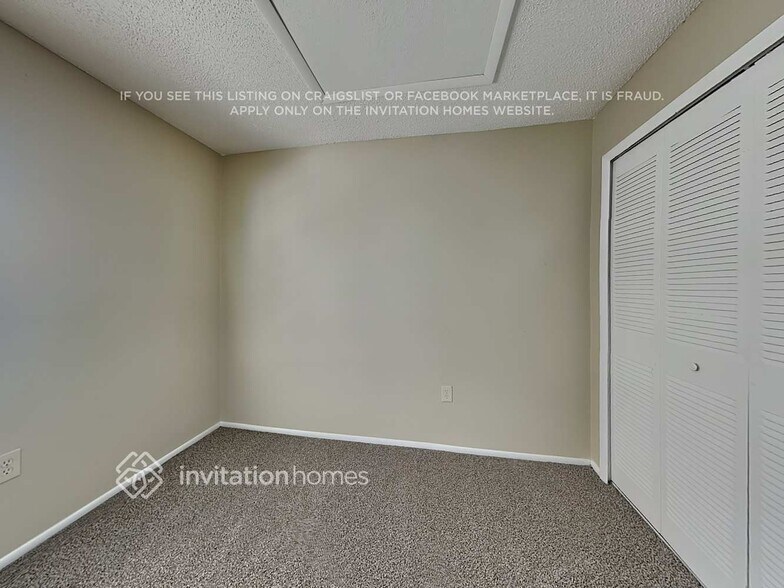 Building Photo - 546 Lake Dexter Blvd