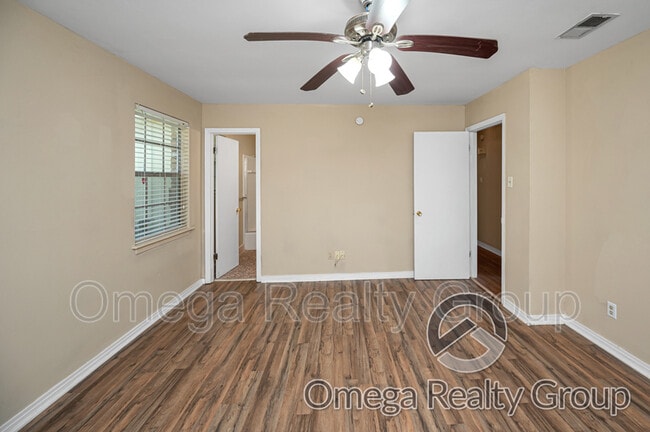 Building Photo - 21 Cullen Dr