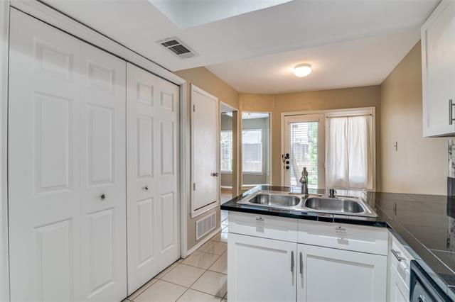 Building Photo - 18040 Midway Rd