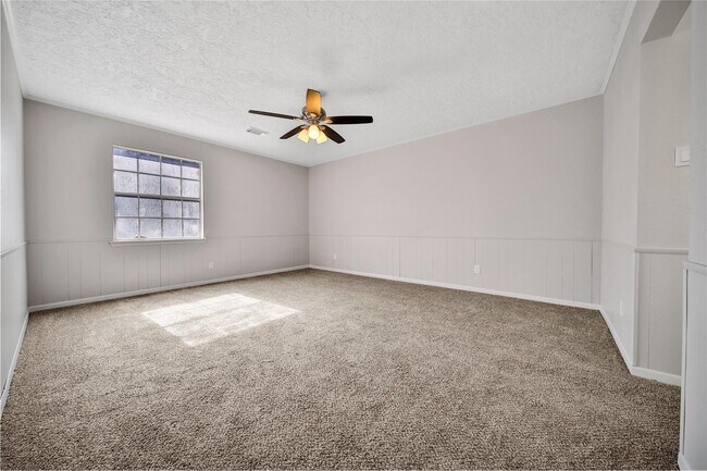 Building Photo - 13426 Balcrest Dr