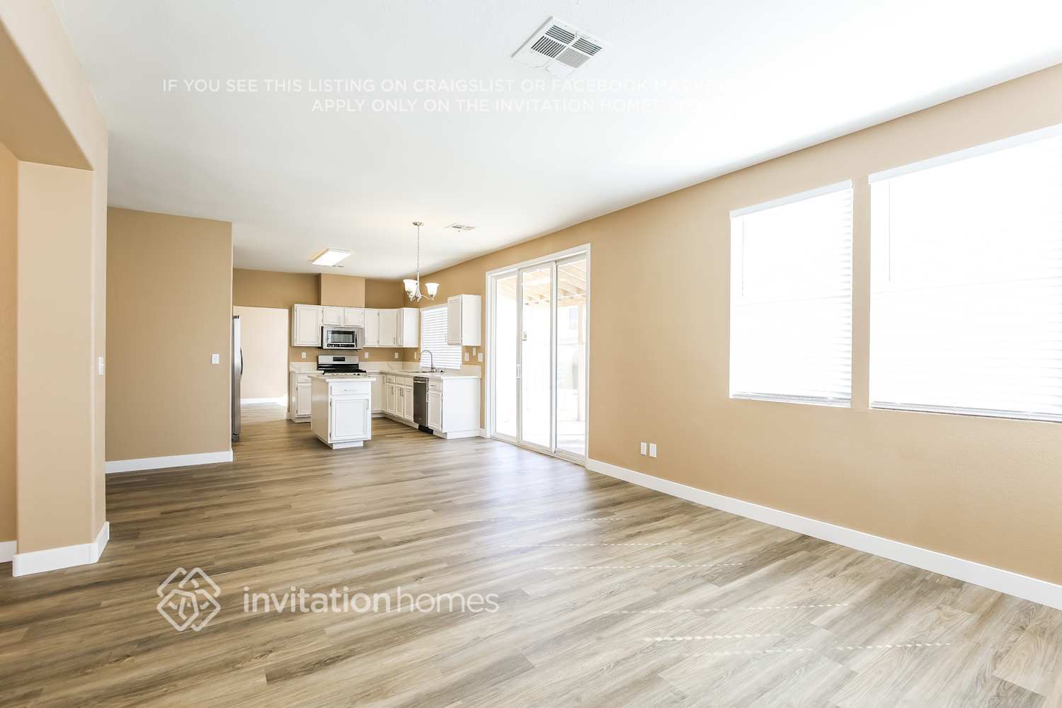 Building Photo - 1581 Ave Fiesta