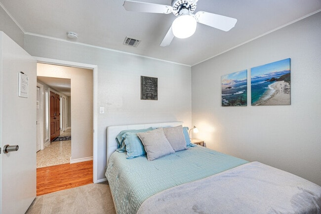 Building Photo - 8411 Brixton-SI ID1386179P