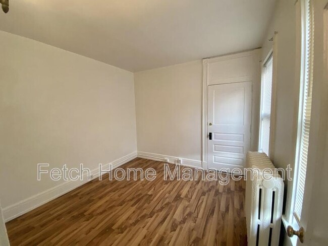 Building Photo - 137 S Prince St