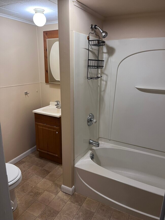 Building Photo - 229 Main St