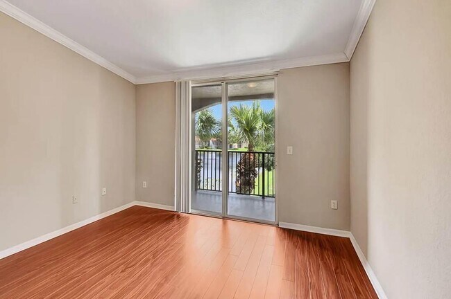 Building Photo - 15155 Michelangelo Blvd