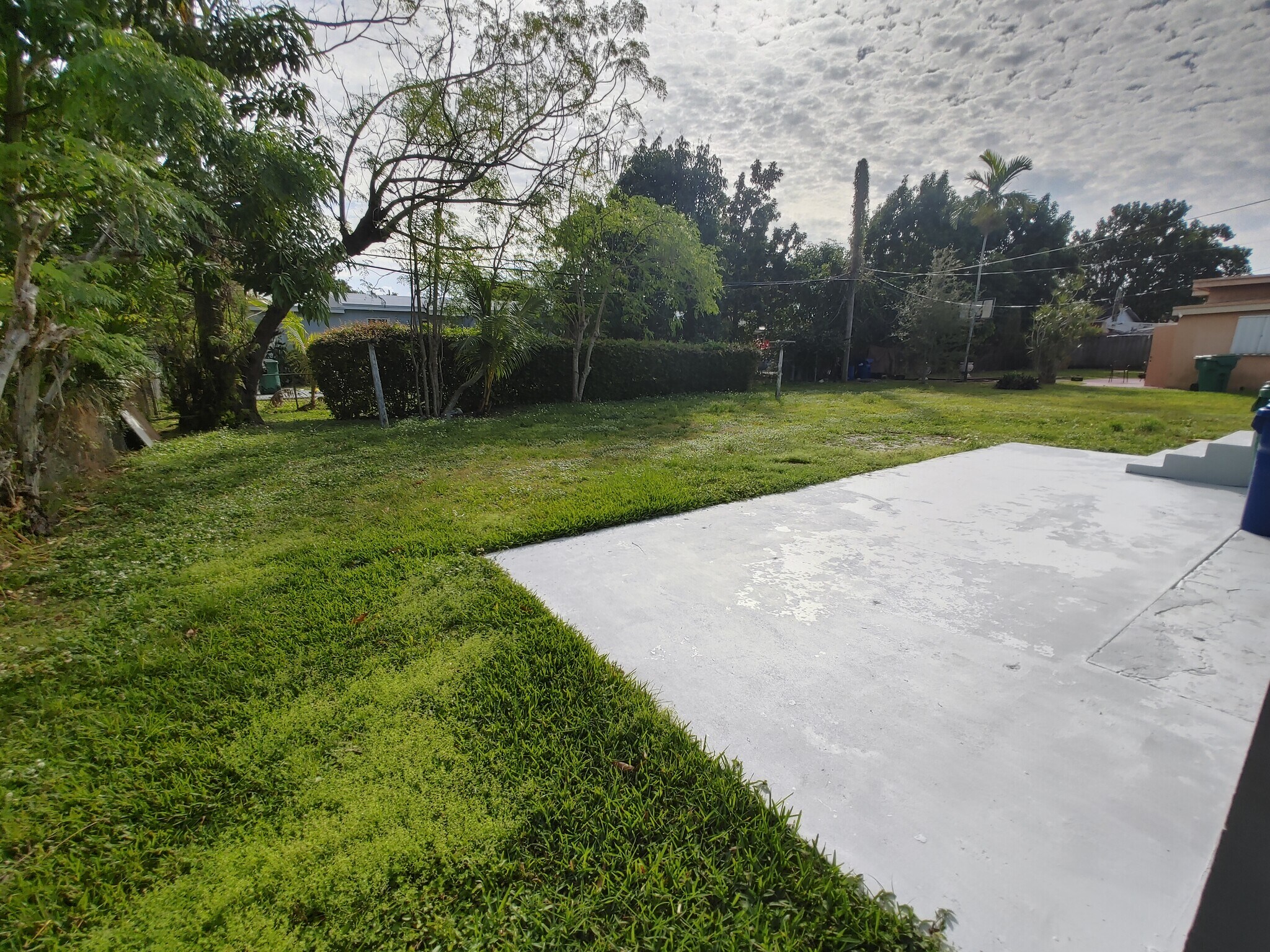 Building Photo - 14901 NW 9th Ct